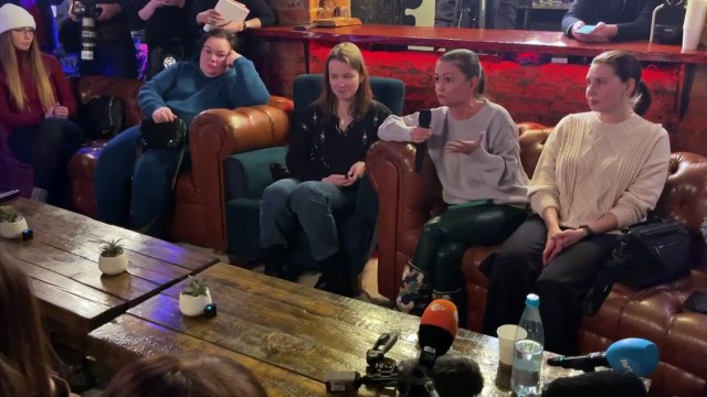 Жены мобилизованных против минобороны. Протест выходит на улицу, а Кремль не знает, что делать