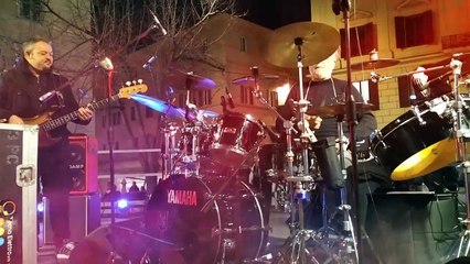 Ancona, in migliaia in centro per il tributo a Pino Daniele