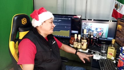 El show de shialeweb celebrando la navidad o alguna fiesta pagana con bebidas y mucha chusqueria