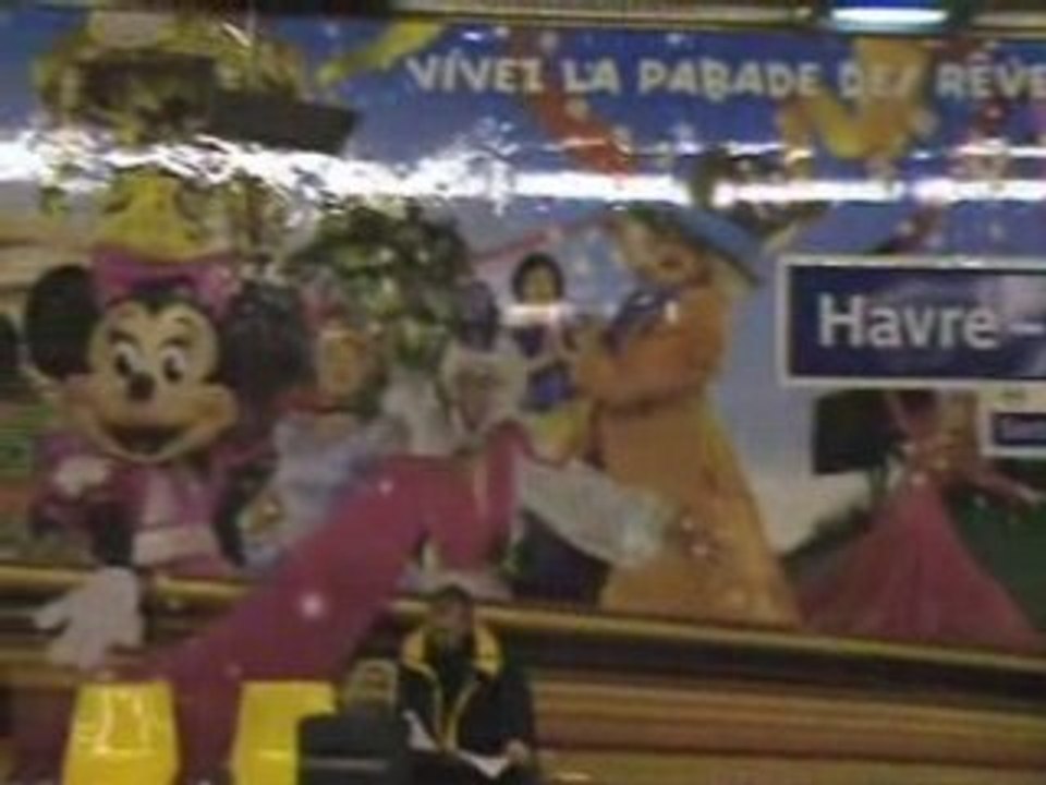 DISNEY "la fete continue en grand"