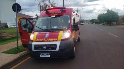 Homem fica ferido ao cair de moto  na Rua Caieras