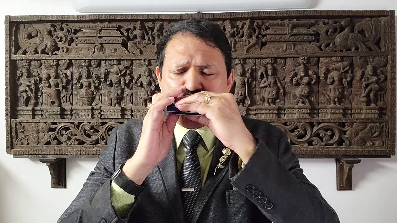 Kisi Nazar Ko Tera Intezar Aaj Bi Hain - Film Aitbaar1985 on Harmonica Live Parmance by Mukund Kamdar