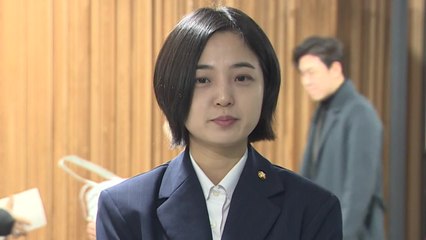 류호정, 정의당 탈당 선언..."민주 2중대 참을 수 없어" / YTN