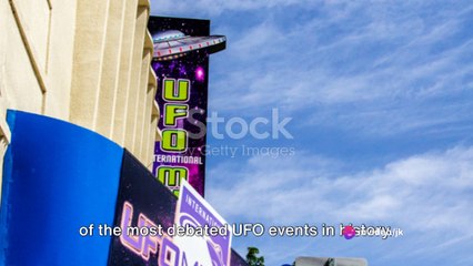 Exploring the Unknown: Abduction Stories and Scientific Discoveries