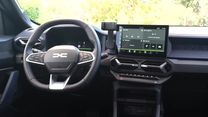 New Dacia Duster Journey Interior Design in Shiste Grey