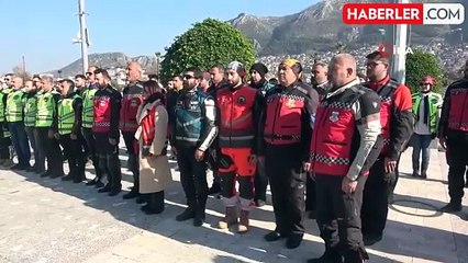 Enkaz kentte motorculardan birlik mesajı