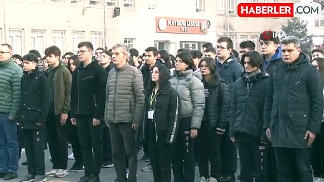 Pençe Kilit Şehitleri için okullarda saygı duruşu