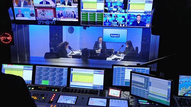 Stéphane Séjourné à Kiev, un ministre en voyage comme en campagne électorale