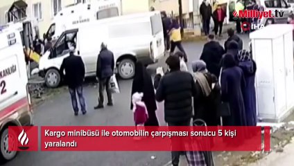 Kargo minibüsü ile otomobil çarpıştı: 5 yaralı