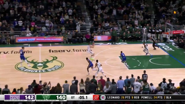 It's Dame Time! Lillard hits huge buzzer-beater