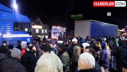 Romanya'da çiftçiler ve kamyon sürücülerinin protestoları 5 gündür devam ediyor! Hükümetten iki istekleri var