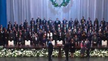 Bernardo Arévalo, investido presidente de Guatemala después de un retraso de varias horas
