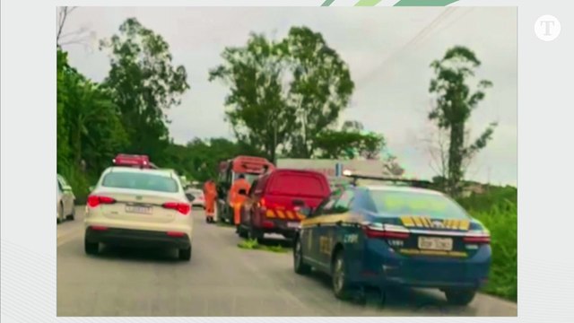 ACOMPANHE AO VIVO FM O TEMPO AO VIVO (1092)