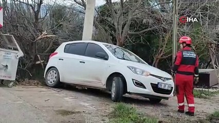 Seydikemer’de aynı yerde bir dakikada iki kaza