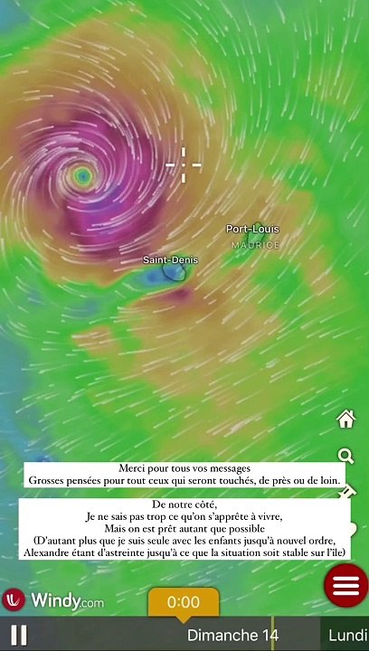 Marie-Alix Jeanson, star de "Familles nombreuses, la vie en XXL" sur TF1, face au cyclone Belal à la Réunion.