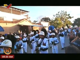 Venezolanos se preparan para disfrutar en familia el asueto de carnaval con sus respectivos disfraces