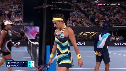 Un tie-break de haut niveau et Garcia a écarté Osaka : la fin de match en vidéo