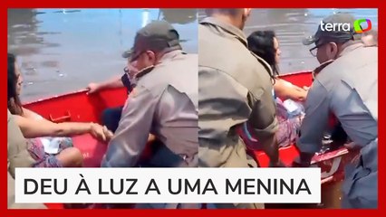 Grávida é resgatada por bombeiros após entrar em trabalho de parto em enchente no RJ