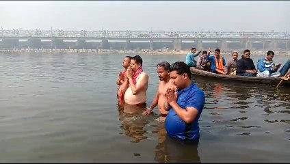 ‘মমতা বন্দ্যোপাধ্যায়ের পদবী মুছে দেওয়া দরকার’! এ কথা কেন বললেন বিজেপি সাংসদ সৌমিত্র খাঁ?