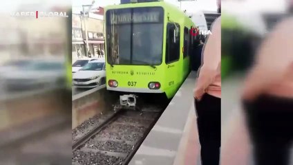 Bursa'da metroya poşet takılınca seferler yarım saat aksadı
