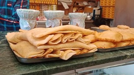 বাড়িতে পিঠে বানানোর সময় নেই! হাতের কাছেই কীভাবে পাবেন চিতই, পুলি, পাটিসাপটা?