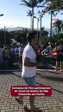 Centenas de fiéis participaram do ritual do Mastro de São Sebastião