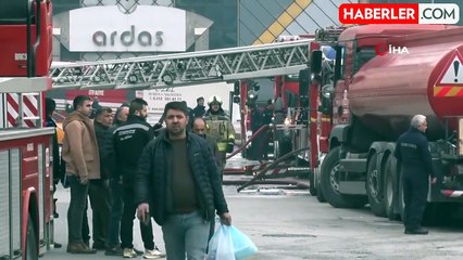 Başkentte mobilyacılar sitesinde korkutan yangın: 2 dükkan hasar gördü