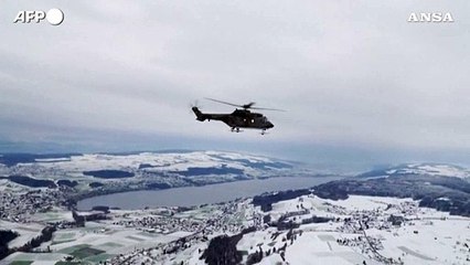 Ucraina, Zelensky atterra in Svizzera