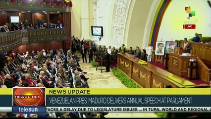 Venezuelan President congratulates teachers in Venezuela