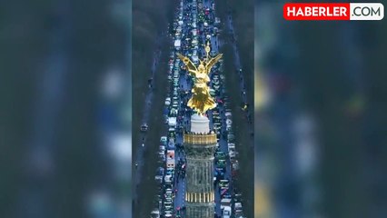 Hükümetin vergi politikası ülkeyi karıştırdı! Almanya'nın başkenti Berlin'de binlerce çiftçi traktörleriyle meydanları kapattı