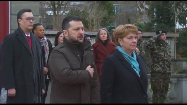 Ucraina, Zelensky in Svizzera: impegni a Berna, poi Davos