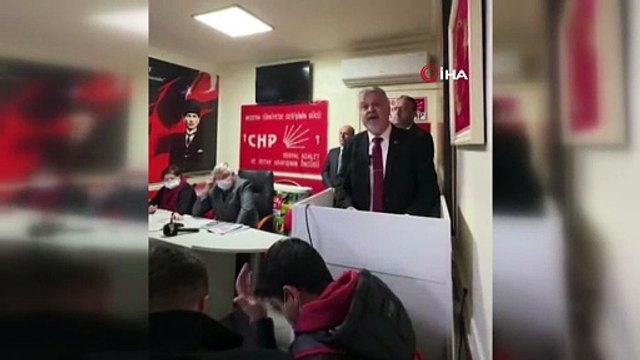 CHP'de yeni kriz! Toplantıda kavga çıkınca basın dışarı atıldı