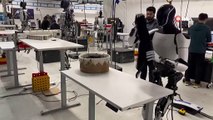 Elon Musk, Tesla robotunu tekstil işçisi yaptı