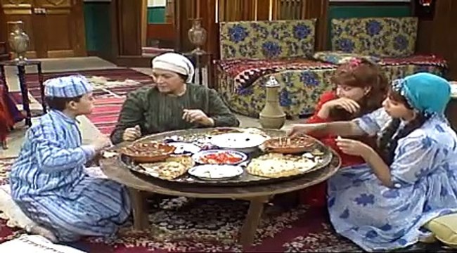 مسلسل بين القصرين ح 7 - محمود مرسي و شويكار