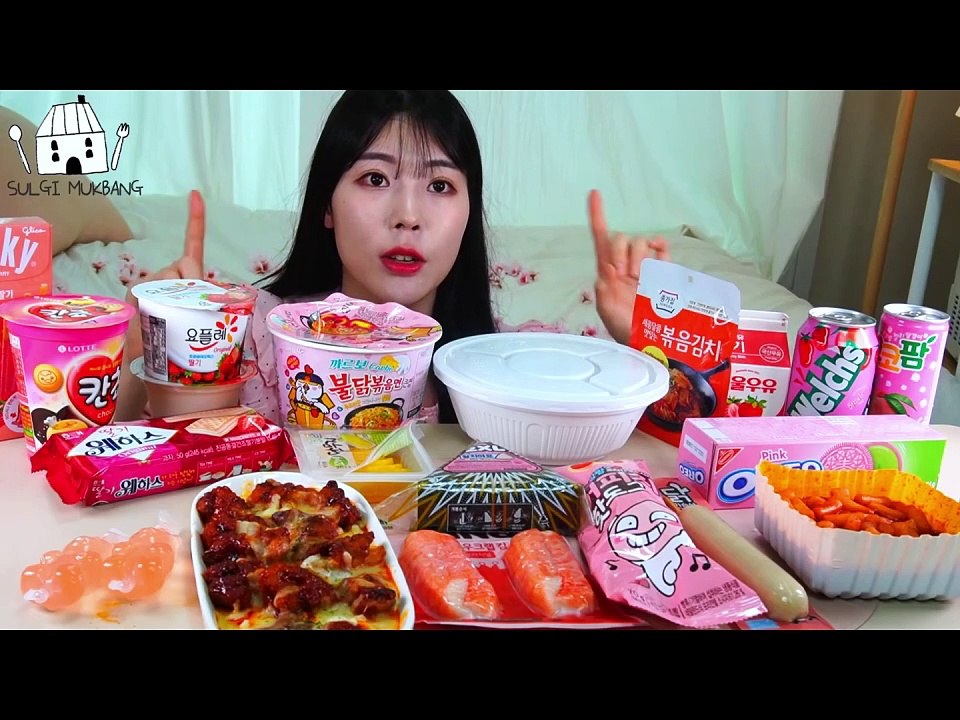 ASMR MUKBANG| Pink food from Convenience store(Strawberry, Carbonara ...