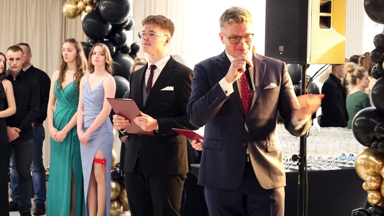 Studniówka 2024 LO im Filomatów Chojnickich w Chojnicach