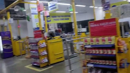 We went for shopping to Metro Mall #medhavadi #dailyvlog #vlogs