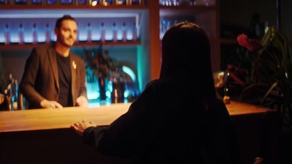 Anuncio de Bombay Sapphire con Anna Castillo