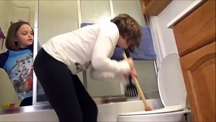 Giant Snake In Toilet vs Plunger Girl "Victoria Saves Annabelle From Bite" Toy Freaks