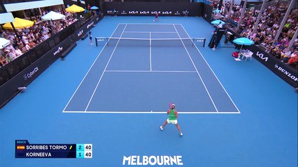 Sara Sorribes Tormo - Alina Korneeva  - Les temps forts du match - Open d'Australie