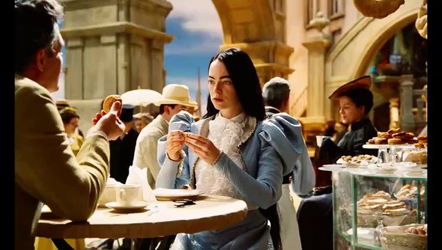 Poor Things - Poor Things- Costumes (Featurette)