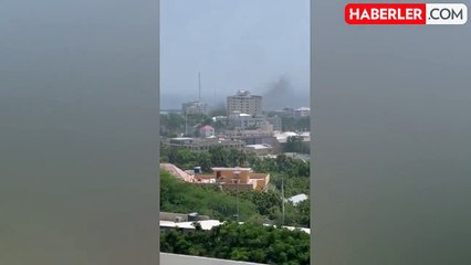 Mogadişu'da intihar saldırısı! En az 3 kişi hayatını kaybetti