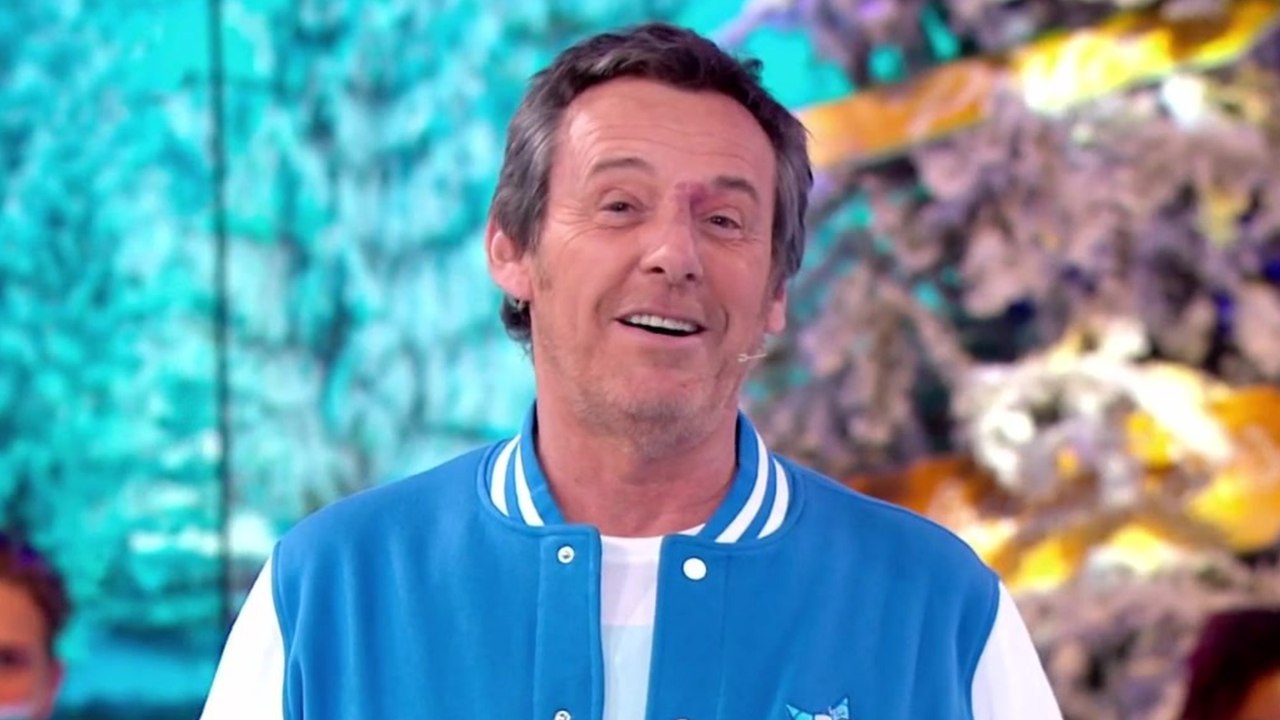 GALA VIDEO - Jean-Luc Reichmann : que sait-on de Zette, la voix-off emblématique des 12 coups de midi ?