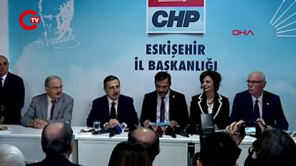 Yılmaz Büyükerşen’den CHP’ye eleştiri:  Adeta bir virüs, mikrop gibi...
