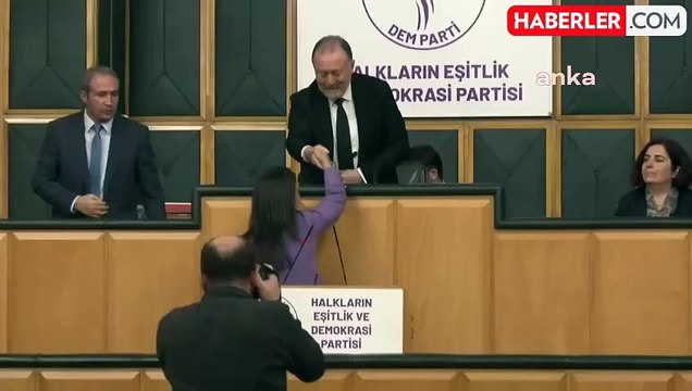 Tülay Hatimoğulları'ndan Devlet Bahçeli'ye: Parlamentoda Yeri Olmayanlar Savaş Çığırtkanlığı Yapanlardır, Çatışmaları Derinleştirenlerdir