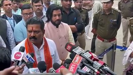 छत्तीसगढ़ के डिप्टी सीएम ने कहा कि मैं बिना किसी शर्त के युवा नक्सलियों से बातचीत करन के लिए 24 घंटे तैयार हूं
