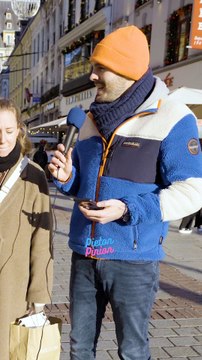 Alors les filles ? Les photos de manche à balai ça vous plaît ? Je suis parti mener l'enquête pour comprendre l'intérêt d'en envoyer !