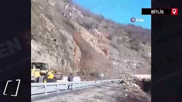 Hizan-Pervari yolunda heyelan anı