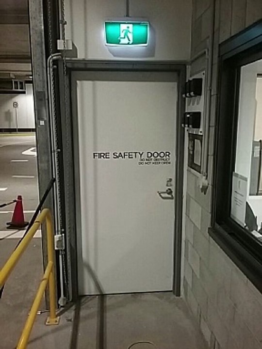 Fire Door Do Not Obstruct Do Not Keep Open