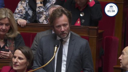 Boris Vallaud (PS) à Gabriel Attal: "Vous vous présentez devant nous avec un gouvernement qui fait figure d'aveu: fin du 'en même temps' et cohabitation assumée avec la droite dure"